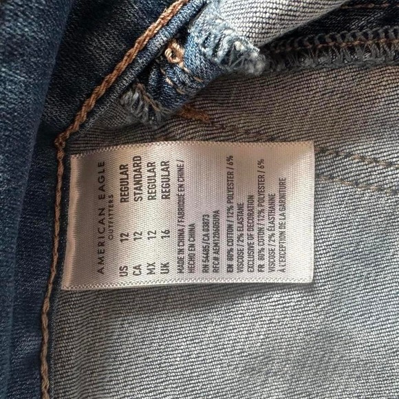 Size 12‎ AE Mini Denim Skirt - Picture 3 of 4